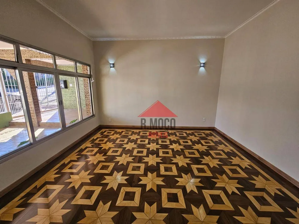 Casa, 3 quartos, 220 m² - Foto 4
