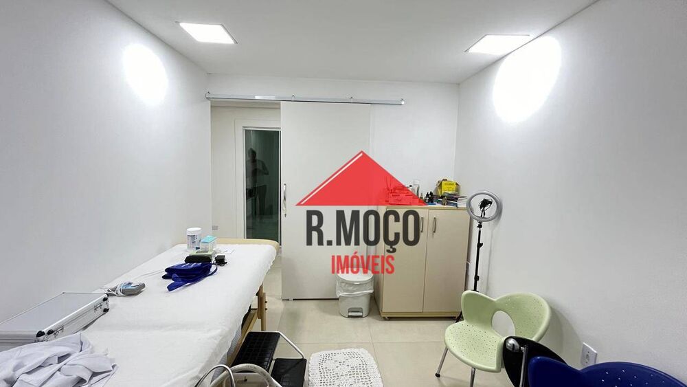 Sobrado para alugar com 2 quartos, 180m² - Foto 2