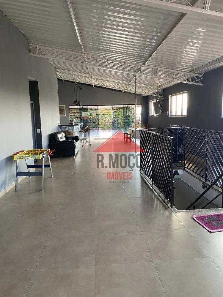 Loja-Salão, 250 m² - Foto 1