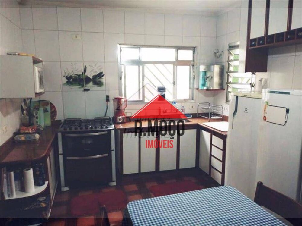 Sobrado à venda com 3 quartos, 189m² - Foto 2