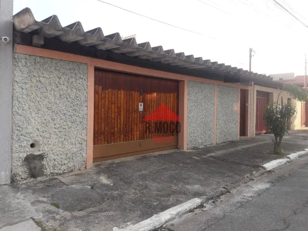 Casa, 3 quartos, 229 m² - Foto 2