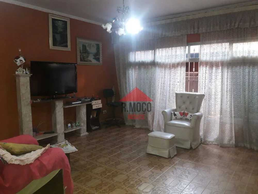 Casa, 3 quartos, 229 m² - Foto 1