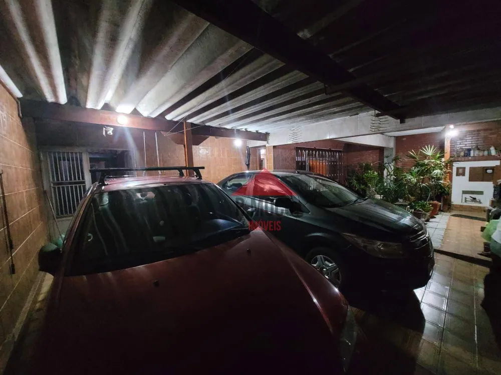 Casa, 3 quartos, 229 m² - Foto 4
