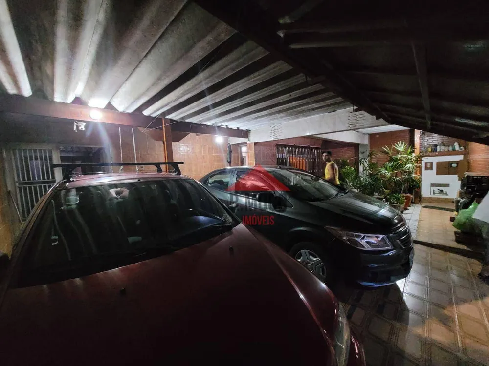 Casa, 3 quartos, 229 m² - Foto 6