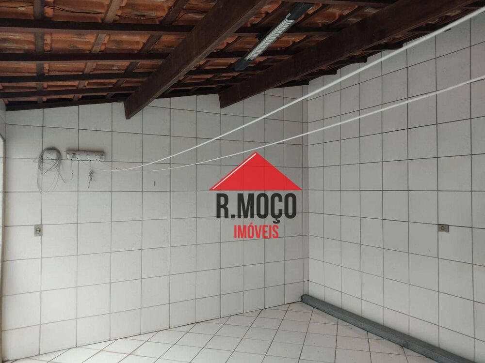 Sobrado, 3 quartos, 224 m² - Foto 2
