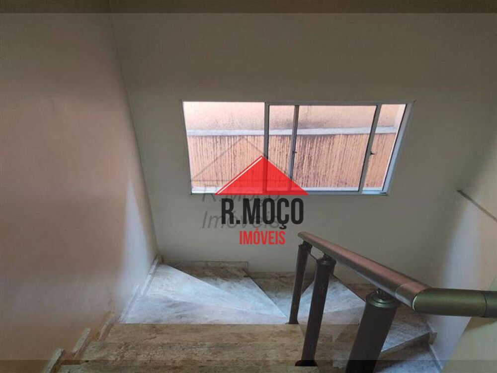 Sobrado, 5 quartos, 240 m² - Foto 2