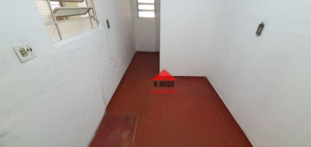 Casa para alugar com 1 quarto, 30m² - Foto 6