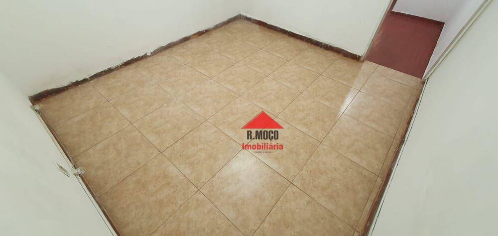 Casa para alugar com 1 quarto, 30m² - Foto 12