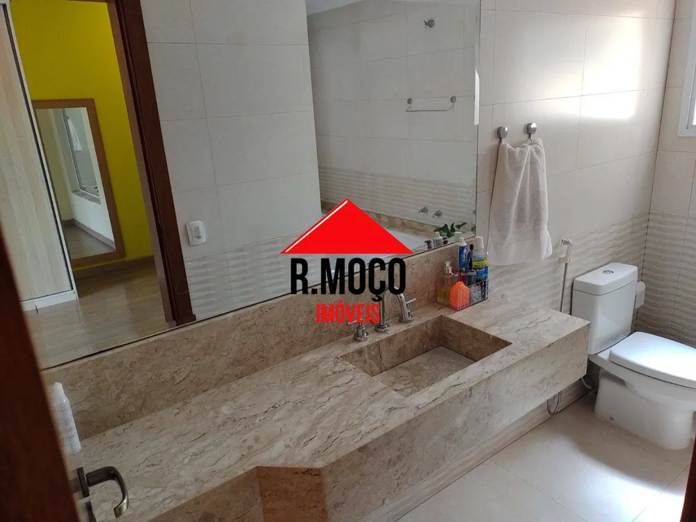 Sobrado, 3 quartos, 247 m² - Foto 13