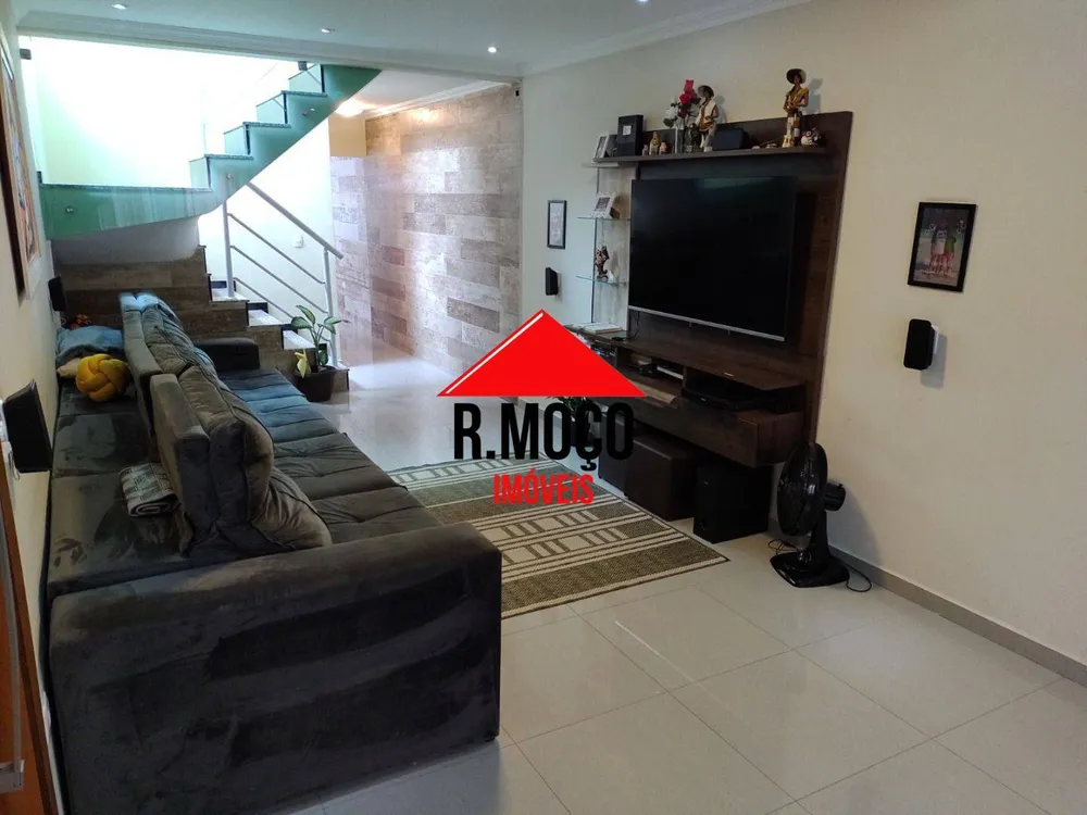 Sobrado, 3 quartos, 247 m² - Foto 1
