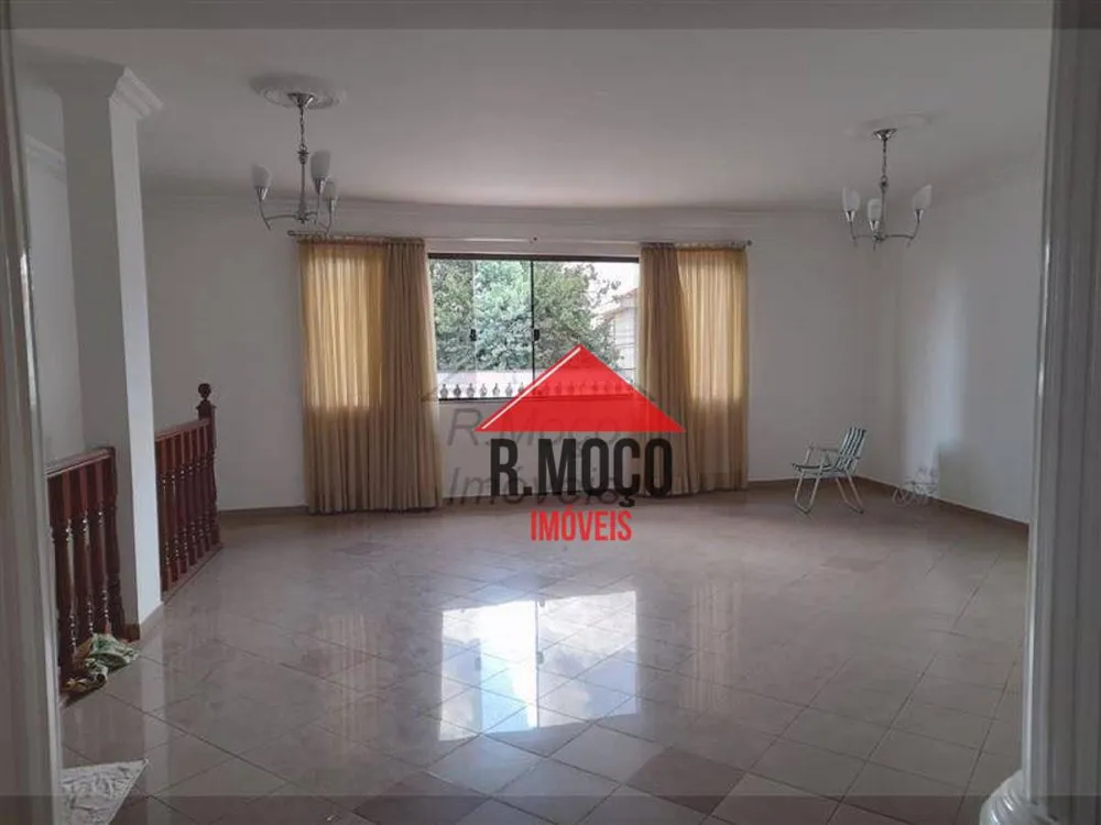 Casa, 4 quartos, 330 m² - Foto 1