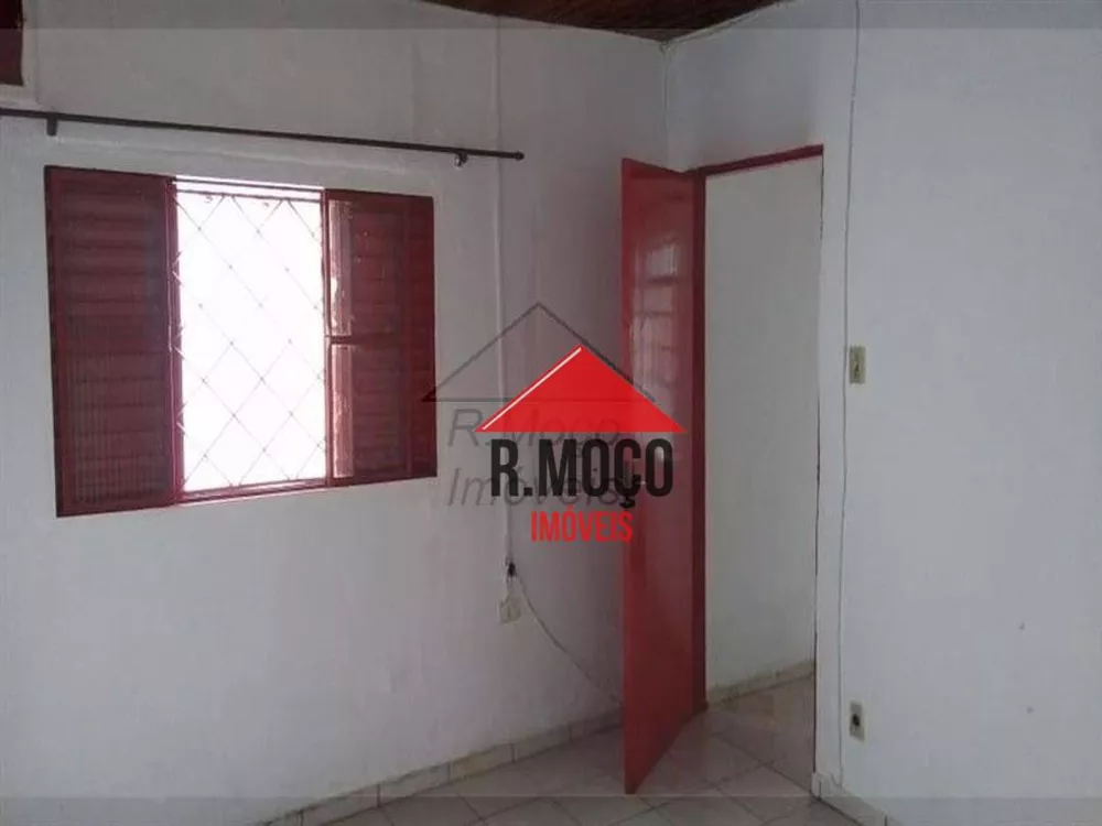 Casa, 5 quartos, 131 m² - Foto 1