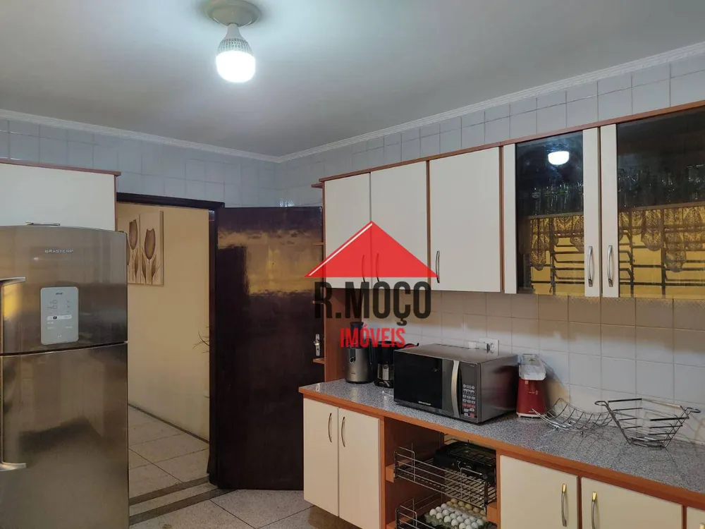 Sobrado, 5 quartos, 192 m² - Foto 2