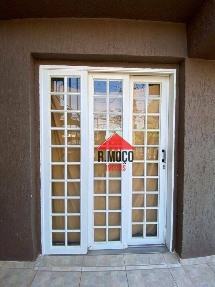 Sobrado, 4 quartos, 250 m² - Foto 2