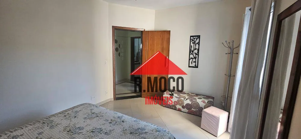 Casa, 3 quartos, 282 m² - Foto 14