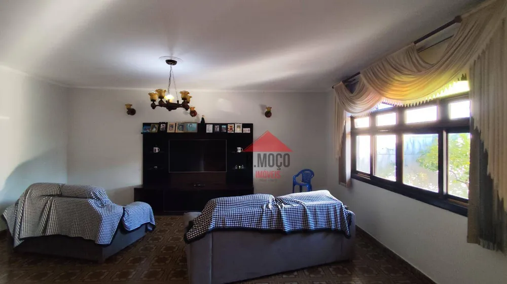Casa, 3 quartos, 188 m² - Foto 4