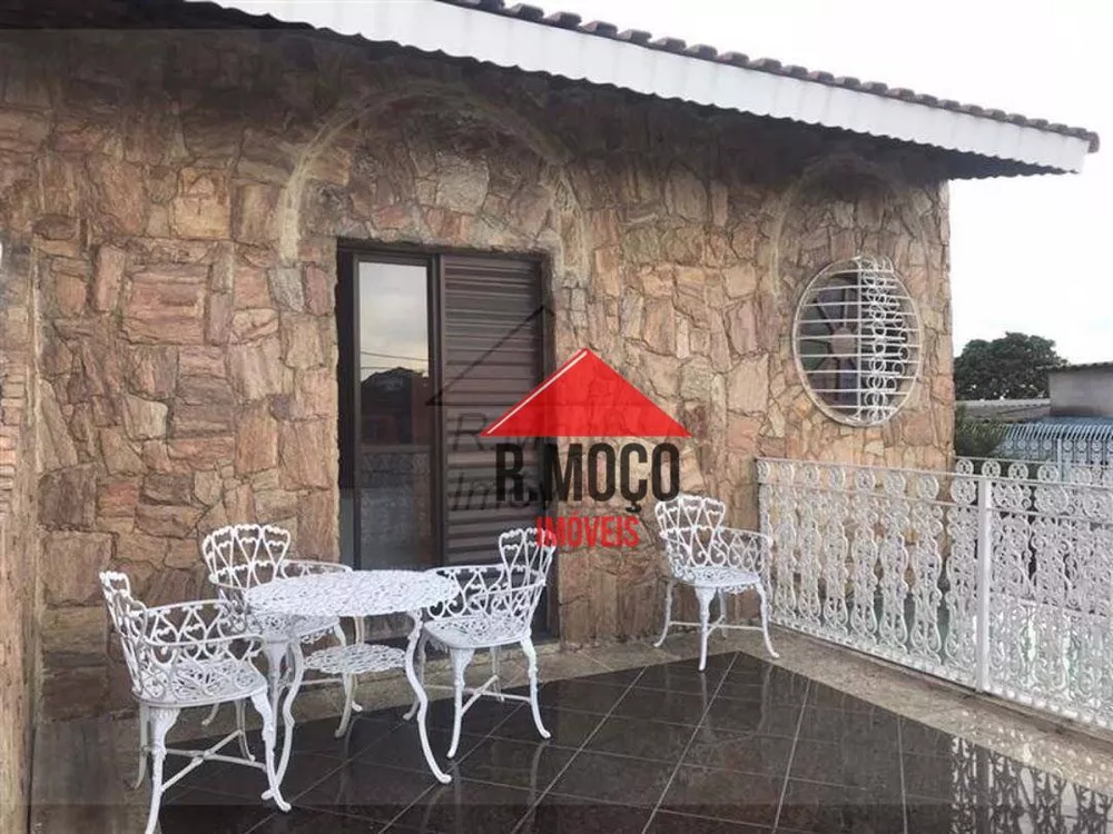 Sobrado, 3 quartos, 200 m² - Foto 3