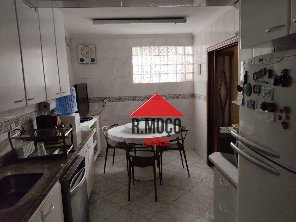 Sobrado, 3 quartos, 387 m² - Foto 4