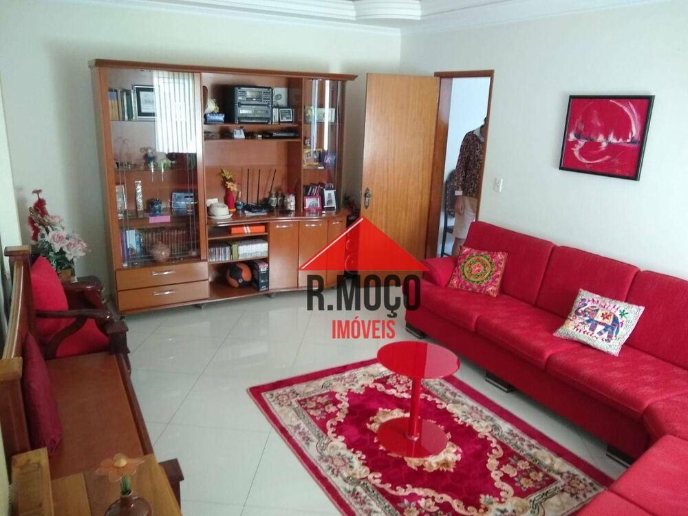 Sobrado, 3 quartos, 370 m² - Foto 1