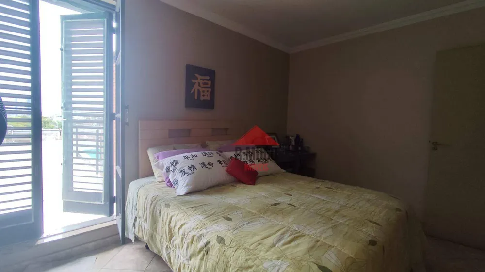 Sobrado, 3 quartos, 197 m² - Foto 2
