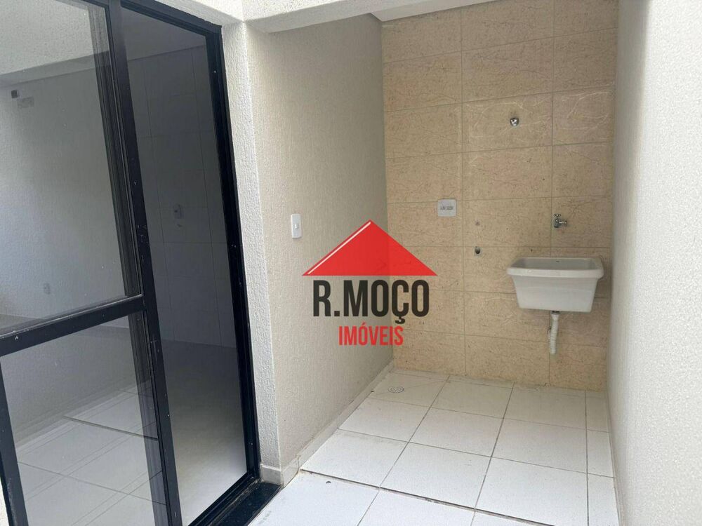 Sobrado à venda com 2 quartos, 77m² - Foto 4