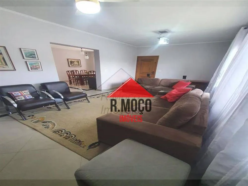 Sobrado, 3 quartos, 270 m² - Foto 1
