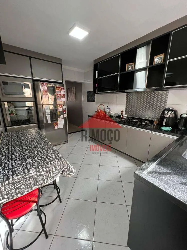 Sobrado, 3 quartos, 128 m² - Foto 2
