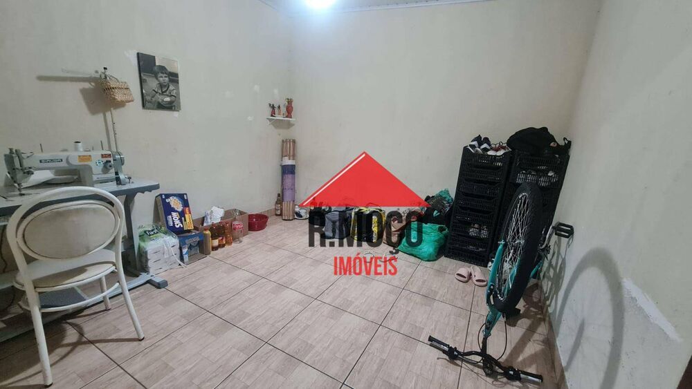 Casa, 5 quartos, 215 m² - Foto 3
