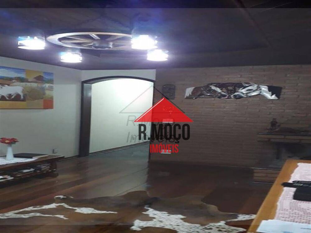 Sobrado, 3 quartos, 250 m² - Foto 1