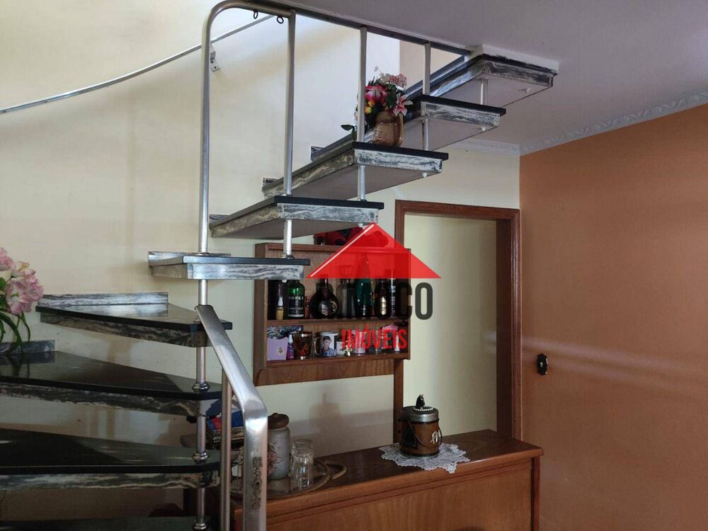Sobrado, 4 quartos, 185 m² - Foto 2