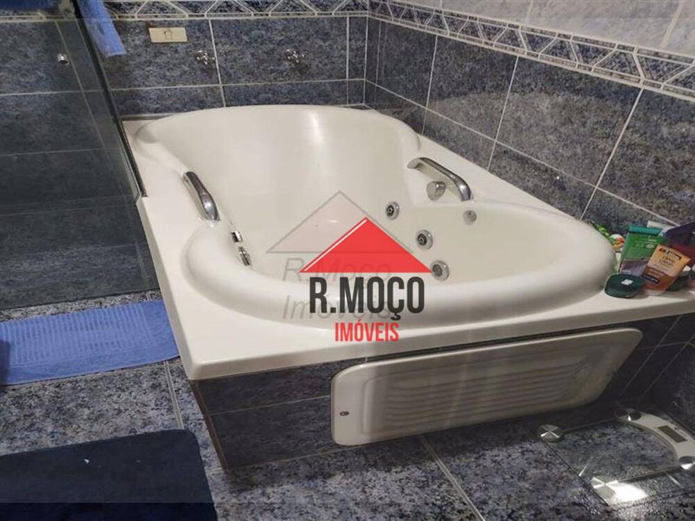 Casa, 4 quartos, 279 m² - Foto 35