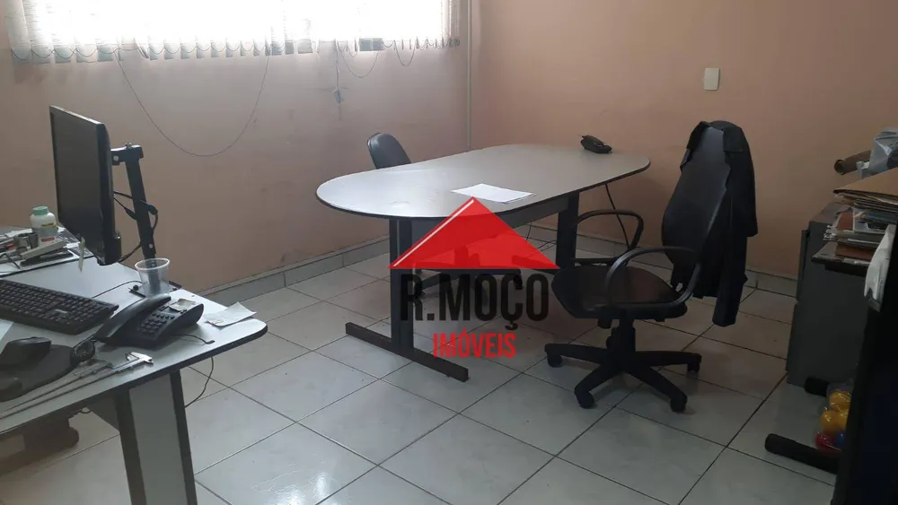 Depósito-Galpão, 240 m² - Foto 12