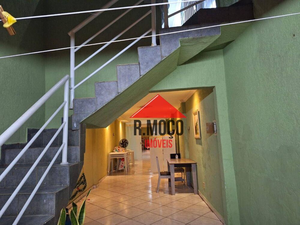 Sobrado, 3 quartos, 200 m² - Foto 2