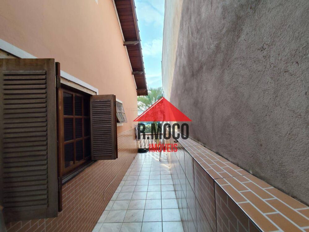 Casa, 5 quartos, 160 m² - Foto 4