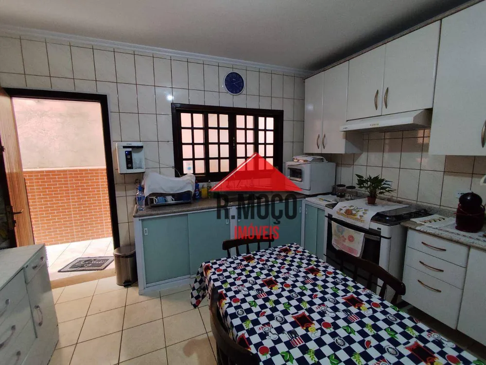 Casa, 5 quartos, 160 m² - Foto 3
