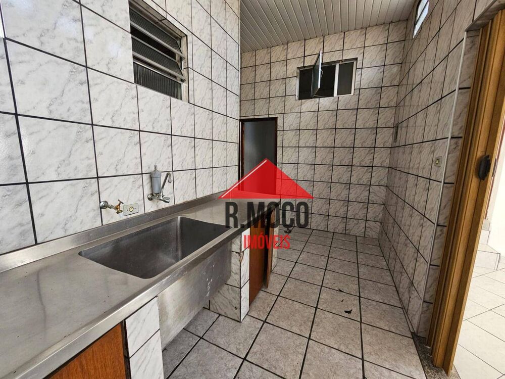 Casa, 2 quartos, 235 m² - Foto 3