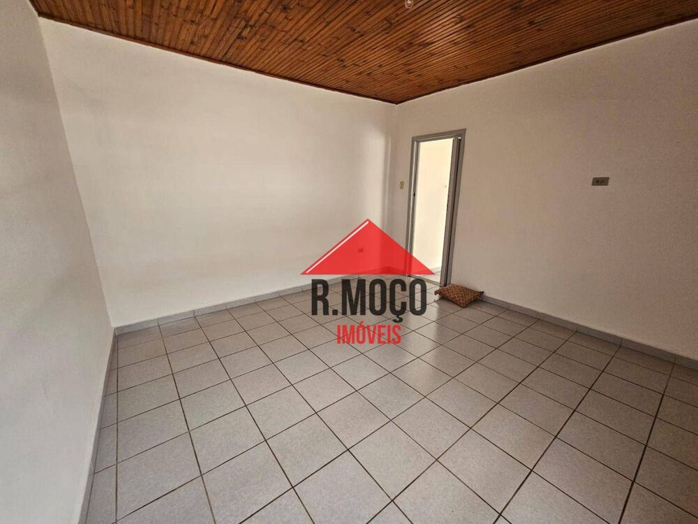 Casa, 2 quartos, 235 m² - Foto 1