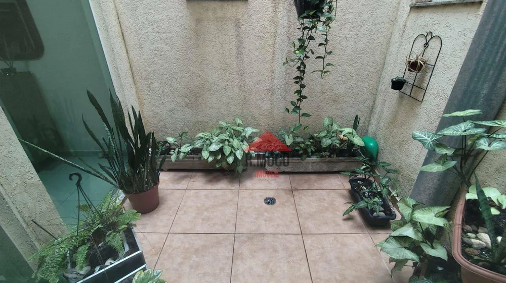 Sobrado, 3 quartos, 166 m² - Foto 2