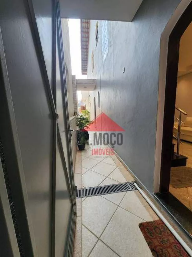 Sobrado, 4 quartos, 480 m² - Foto 1