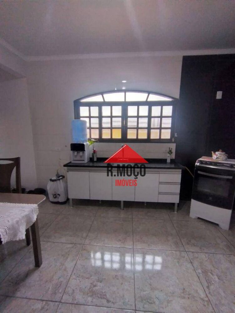Sobrado, 3 quartos, 398 m² - Foto 2