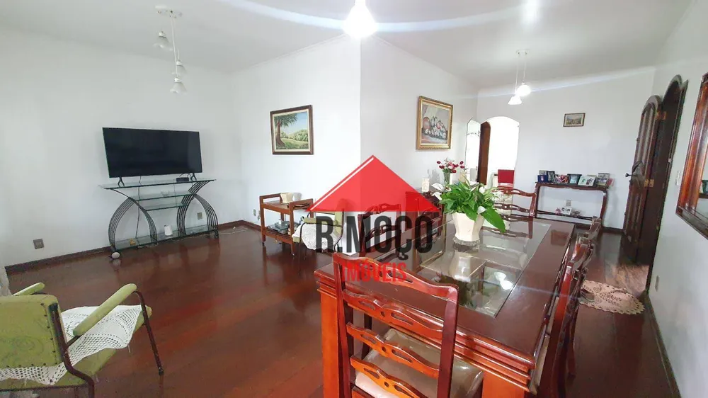 Casa, 3 quartos, 220 m² - Foto 12
