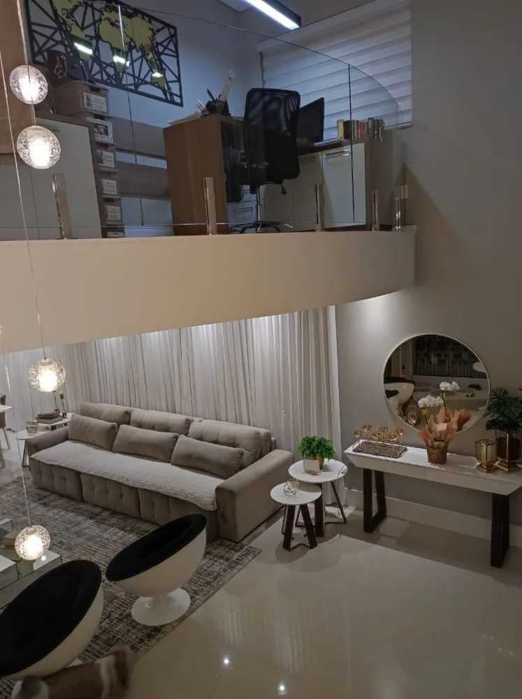 Sobrado, 3 quartos, 290 m² - Foto 1