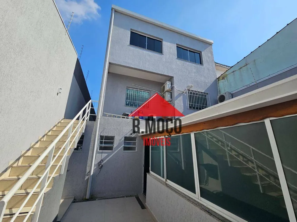 Sobrado, 3 quartos, 208 m² - Foto 2