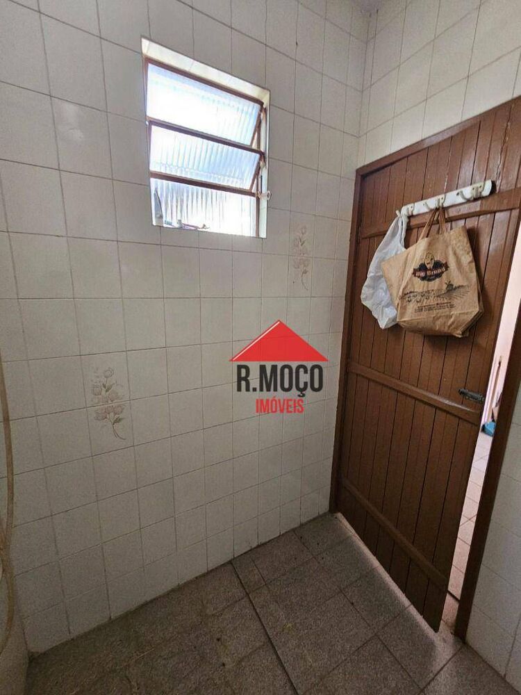 Casa, 2 quartos, 195 m² - Foto 39