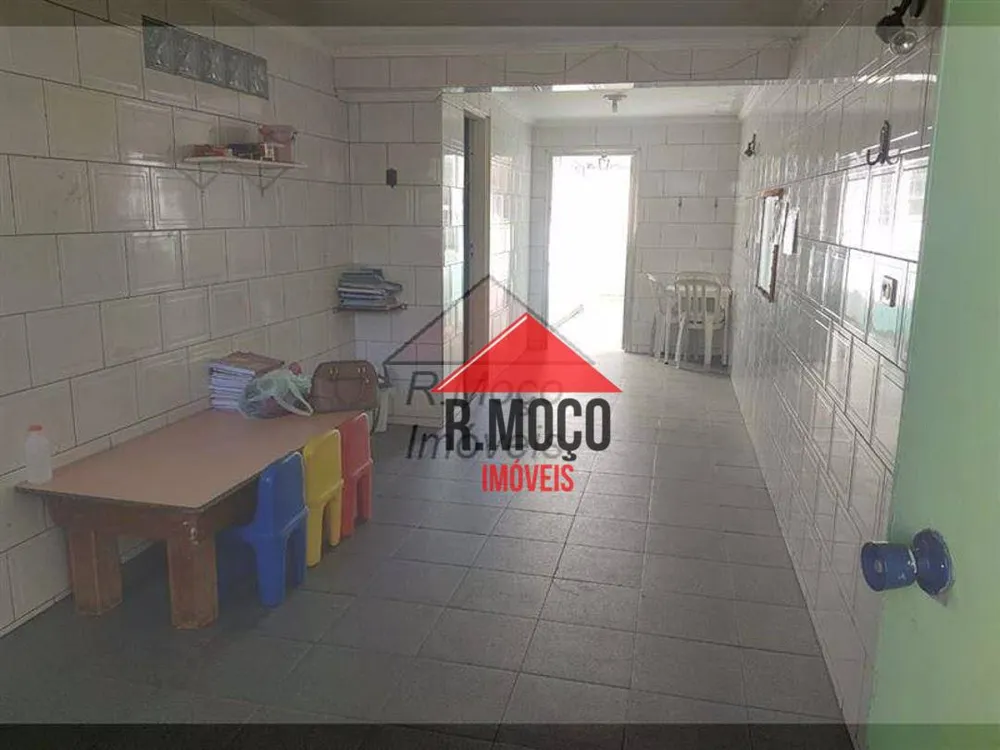 Sobrado, 10 quartos, 219 m² - Foto 9