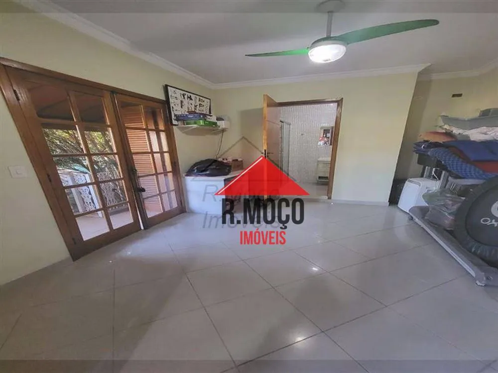 Casa, 3 quartos, 225 m² - Foto 16