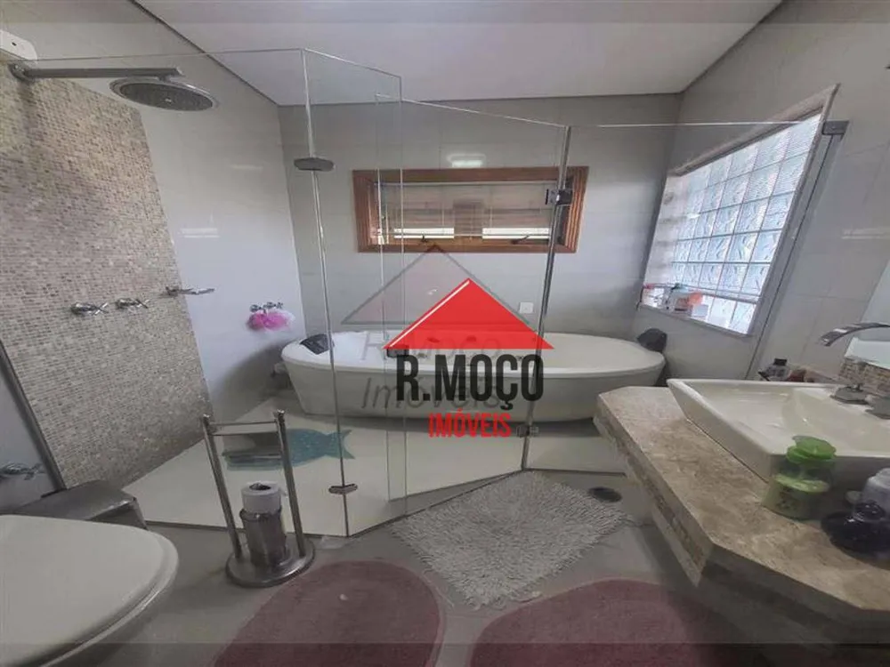 Casa, 3 quartos, 225 m² - Foto 10