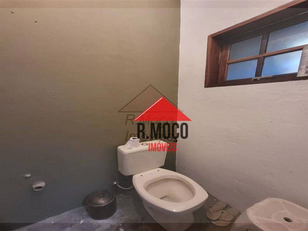 Casa, 3 quartos, 225 m² - Foto 2