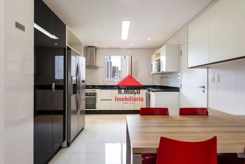 Apartamento, 3 quartos, 227 m² - Foto 2