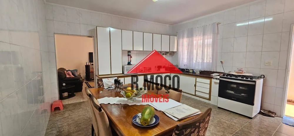 Casa, 2 quartos, 213 m² - Foto 10